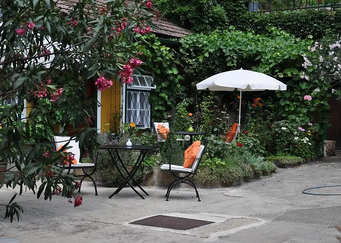 בית הארחה Grinzinger Gartenidylle *